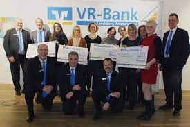 Lech, amtsgericht augsburg gnr 601: 2016 12 19 Weihnachtsspende Der Vr Bank Landsberg Ammersee Eg Freude Fur Kinder Senioren Und Menschen Mit Behinderung Vr Bank Landsberg Ammersee Eg