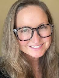 Ericka Dixon's Instagram, Twitter & Facebook