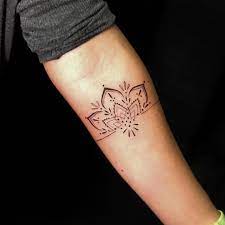 The staff was informative and cool, and i had a great experience here. Bracelete Ornamental Black Black Dynasty Tattoo Facebook