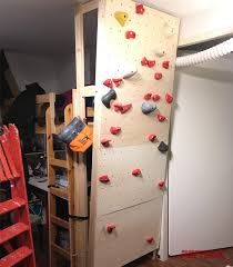 Natürlich lässt sich nach dieser anleitung auch eine boulderwand für kletterbegeisterte kinder bauen. Bauen Sie Ihre Eigene Kletterwand Zum Bouldern Pofzak