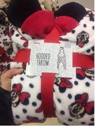 Primark Disney Minnie Mouse Hooded Throw Soft Cosy Fleece Blanket Decorative Throws Baby Disney Fleece Blanket