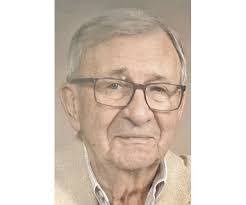 Jason Beeler's Instagram, Twitter & Facebook