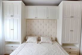 Massgefertigte Kuchenmobel Garderobenmobel Schiebeturen Uka Yatak Odasi Ic Tasarimi Yatak Odasi Ic Mekan Yatak Odasi Duzenleme