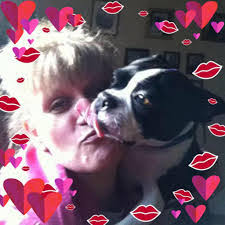 Paula Gumm's Instagram, Twitter & Facebook