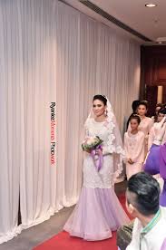 Nora menikah di tahun 2006 dengan toh muda rizal ashram yang merupakan anak presiden dewan rakyat malaysia. Rizal Ashram