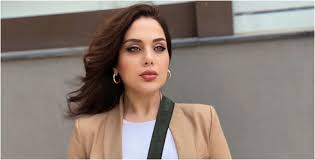 هيفاء وهبي قبل وبعد عمليات التجميل. Ø§Ø¨Ù†Ø© Ù‡ÙŠÙØ§Ø¡ ÙˆÙ‡Ø¨ÙŠ ØªÙ‚Ø±Ø± Ø¥Ø¬Ø±Ø§Ø¡ Ø¹Ù…Ù„ÙŠØ§Øª ØªØ¬Ù…ÙŠÙ„ ÙÙŠ ÙˆØ¬Ù‡Ù‡Ø§ Ø§Ù„Ø³ÙŠØ§Ø³ÙŠ