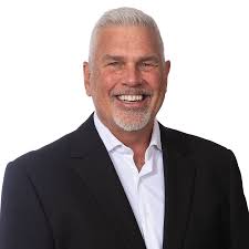 Scott Derby's Instagram, Twitter & Facebook