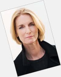 Helen Masters's Instagram, Twitter & Facebook