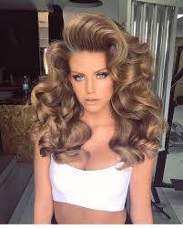 This hairstyle is all about definition, so each curl stands out without any frizz. 65 Big Bouncy Curls Ideas Hair Beauty Long Hair Styles Hair Styles