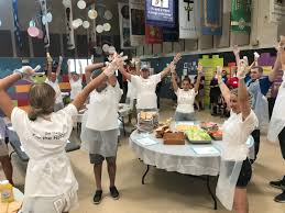 Vincent de paul strive to continue the mission of christ through the word and eucharist, spiritual growth, education, stewardship and advocacy. St Vincent De Paul Arizona On Twitter Point B Has Broken The Guinness World Record For Most Sandwiches Made In 3 Minutes The Record To Beat Was 300 Sandwiches But Point