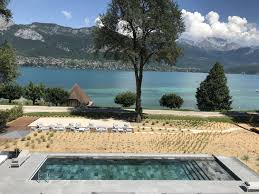 Black Bass Hotel 5 Lac D Annecy Koming Up