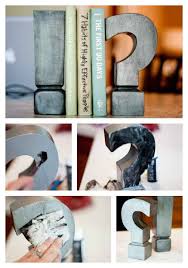 23 Lovely Diy Bookends To Adorn Your Shelves Diy Bookends Bookends Concrete Crafts