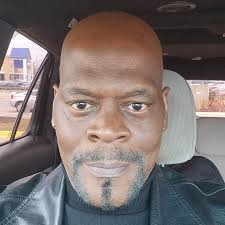 𝓙𝓸𝓱𝓷 𝓖𝓪𝓻𝔂 (@iamjohngary) • Instagram photos and videos