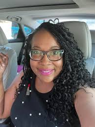 Introduction of a travel advisor in Celina