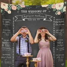 8 Ways To Entertain Your Wedding Guests With Personalized Touches Smashing The Glass Jewish Wedding Blog Photo Booth Backdrop Wedding Wedding Backdrop Wedding Photo Booth
