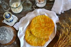 L'utilizzo del lievito istantaneo azzera i classici tempi di lievitazione, quindi questa ricetta è l'ideale per chi ha voglia improvvisa di pizza! Focaccia Scrocchiarella Con Lievito Istantaneo