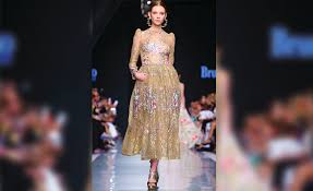 Eugene mancini, 76gay mancinipeter shelby with a special interview with designer laura mancini and with the lovely model cristina crippa. Gowns And Suits And Jeans Oh My Destination Ksa