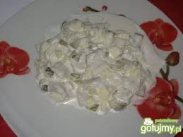 Résultat de recherche d'images pour "śledź ze śmietaną"