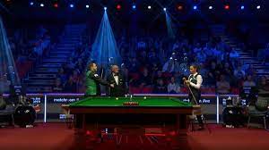 Snooker stars and former couple mark allen and reanne evans have faced off for the first time at the british open. Hzm5c8skca0som