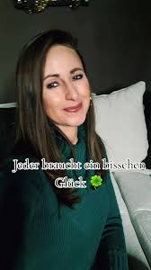 Jeder braucht ein bisschen Glück: Ein Schlagerhit für alle