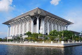 25, jalan tuanku abdul rahman, presint 3, 62100 putrajaya, wilayah persekutuan putrajaya, malaysia. Masjid Tuanku Mizan Zainal Abidin Putrajaya Malaysia Mosque Design Mosque Architecture Islamic Architecture
