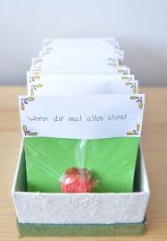 Schau dir unsere auswahl an abschiedsgeschenk an, um die tollsten einzigartigen oder spezialgefertigten handgemachten stücke aus unseren shops für wanddeko zu finden. Diy Geschenk Wenn Box Selbermachen