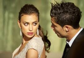 Real madrid'in portekizli yıldızı cristiano ronaldo, eski sevgilisi irina shayk için kullandığı ne yazık ki elimden kaçtı ifadesiyle pişmanlığını dile getirdi. Irina Shayk Watches Ronaldo Game At Bernabeu News Am Sport All About Sports