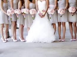 Beautiful Grey And White Beach Wedding With A Touch Of Pink Everything Just Perfect Gemjunkiejewels Pink Grey Wedding Bridesmaid Beach Wedding White