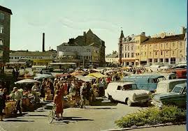 I 2017 og frem mot våren 2018 testes metoden som pilot i kommunens helse og omsorgstjenester. Buskerud Fylke Ringerike Kommune Honefoss Torvet Utg Aune Brukt 1967 Brigitte Bardot Norway Street View