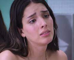 She was born in el paso, texas and raised in albuquerque, new mexico. Who Plays Isabela In Control Z Zion Moreno Control Z Who Is In The Netflix Cast Popbuzz
