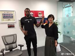 June 12, 2014 5:12 p.m. Someone In China Made Kawhi Leonard Laugh Pounding The Rock