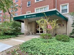 Browse pictures at hgtv of front and backyard landscaping ideas along with hardscape design including water features, pergolas, fire pits and more. 13800 Shaker Blvd Cleveland Oh 44120 Condo For Rent In Cleveland Oh Apartments Com