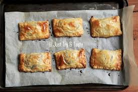 Resep Pastel Isi Daging Cincang Kacang Merah Dari Puff Pastry Instan Daging Cincang Resep Masakan Makanan Dan Minuman