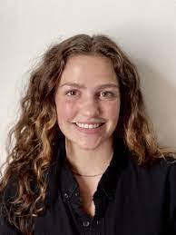 Isabel Amos's Instagram, Twitter & Facebook