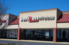 Check spelling or type a new query. Verizon Wants 1 000 New Retail Workers Faces Executive Compensation Vote Fiercewireless