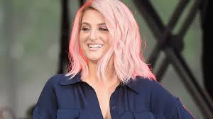 Her height is 1.64 m tall, and her weight is 68 kg. Meghan Trainor Eager To Celebrate Baby S First Christmas In 2021 The Samikhsya