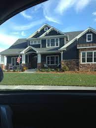 מכירת סיטונות מקוונת blue brick house: 45 Best House Exterior Design Ideas That Have Nuances Of Navy Blue House Exterior Blue House Paint Exterior House Exterior Colors Blue