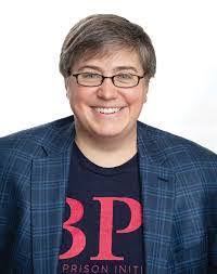 Robin Liggins's Instagram, Twitter & Facebook