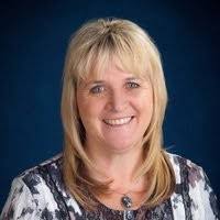 Lori Schallenberger's Instagram, Twitter & Facebook