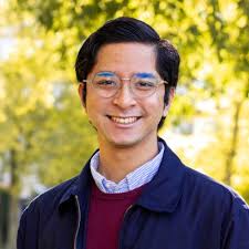 Incredibly excited to announce that I will be a part of the the UNC Hussman  School of Journalism and Media's Health Communication and Marketing  Certificate Program.