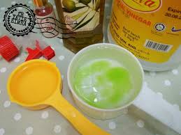 Cupak sudah tertegak, suri sudah terkembang (=terentang). Nak Bersihkan Habuk Dengan Cepat Puas Hati Ibu Perlu Cuba Buat Dusty Spray Ni Keluarga