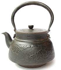 Vintage Japanese Large Iron Nanbu Tetsubin Kettle Flower Motif Tea Culture Kettle Cast Iron Tea Pot