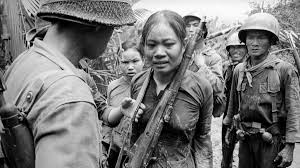 Weitere ideen zu vietnamkrieg, vietnam, kriegerin. Dokuserie Vietnam Das Reine Grauen Des Vietnamkrieg Medien Sz De