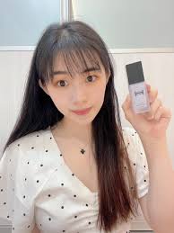 💜一分钟打造超心机“真”素颜！💜 ☑️不假白｜轻遮瑕☑️提亮肤色｜美白肌肤☑️防晒｜ 底妆☑️抗UV ｜抗蓝光☑️消炎｜抗痘｜修复｜舒缓Hada  Himitsu是一款妆养合一唤肤霜🙆🏻‍♀ 做好防晒防护的同时，也能把肌肤养好✓ 一次见效！打造素颜肌🥰 心动不如行动！赶紧联系我！