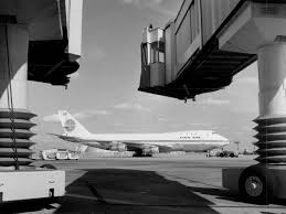 The First Pan Am Jumbo Jet Being Pushed Back Jet Age Vintage Airlines Aircraft Maintenance
