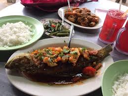 Its small size solidified by scenic views enhance by history are worth relishing but the luscious foods you can try in 1. 10 Tempat Makan Best Di Teluk Intan Percutian Yang Menarik