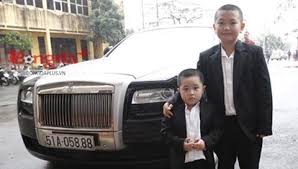 Ngoài ra, các bạn cũng nên mang theo đầy đủ giấy tờ tùy thân phòng trường hợp đau bụng. Nhá»¯ng Ä'áº¡i Gia Ninh Binh Ä'inh Ä'am Nháº¥t Vn