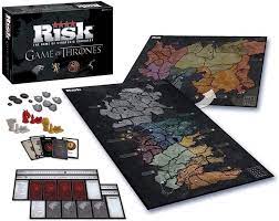 Risk tendra un lavado completo de imagen en 2016 se trata de un juego de estrategia militar tipo risk que hace uso de un tablero sobre google maps en. Juego De Tronos Risk Eleven Force S L 82820 Amazon Es Juguetes Y Juegos