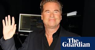 Val kilmer has had encounters with winona ryder (2005), paris hilton (2005), angelina jolie (2004) and elisabeth shue (1996). Val Kilmer Faces The Heat After Weird Cate Blanchett Tweets Val Kilmer The Guardian