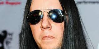 Red jumpsuit, foam gold scissors, glove | halloween horror movie jump suit cosplay costume. D2vtjfifqyzwam